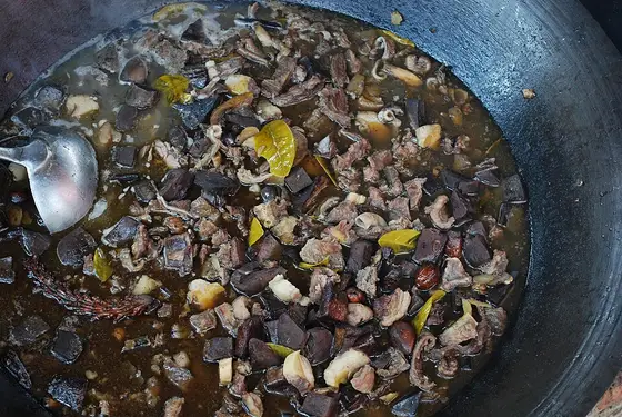 Thang co (Thắng cố)